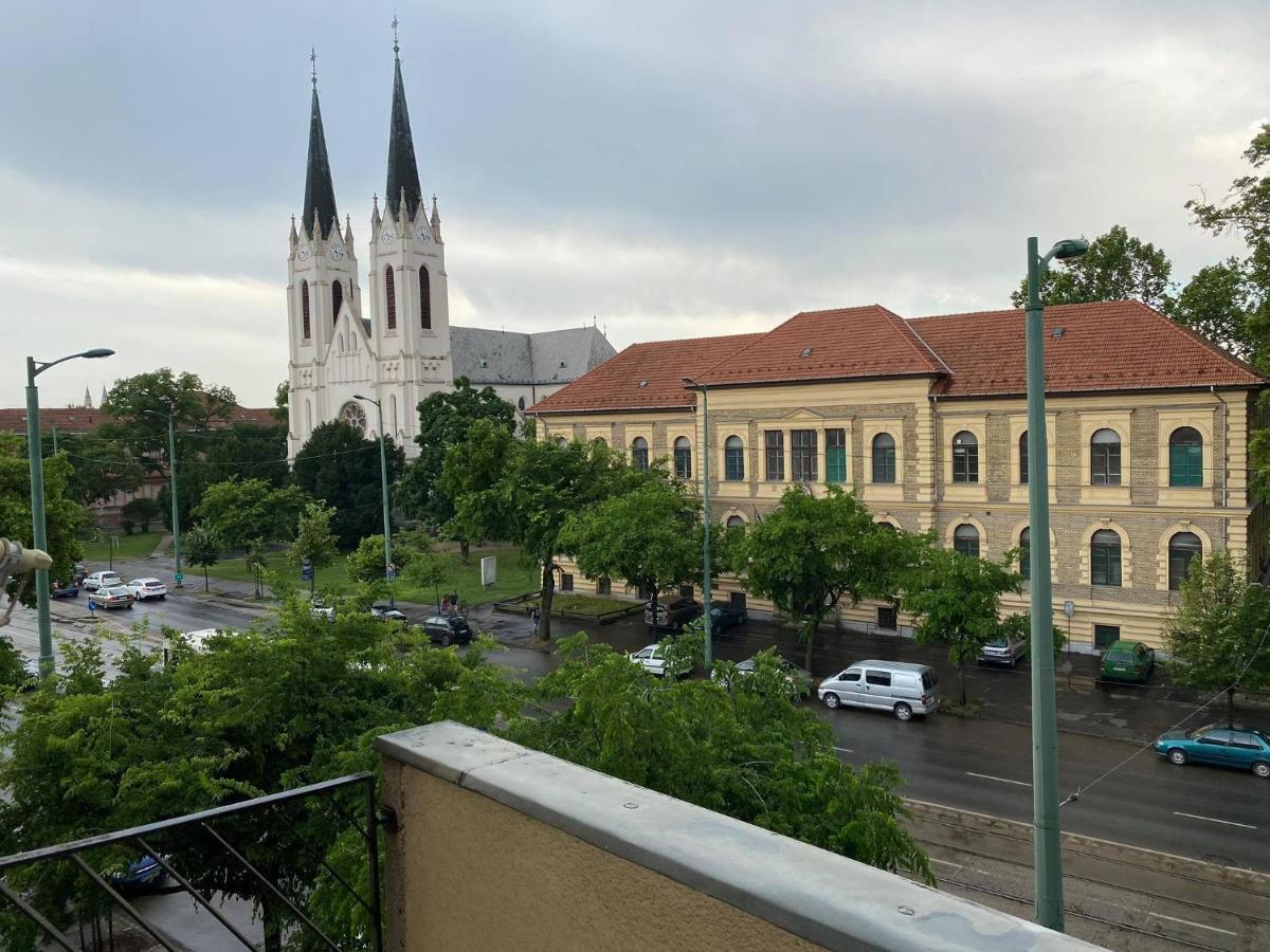 Daylight City Center Сегед Екстер'єр фото